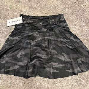 NWT Athleta Black Camo Ace Printed Skort